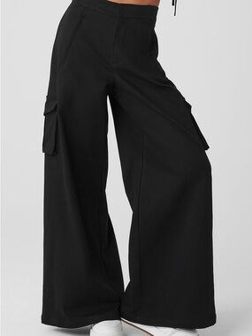 Alo Yoga Show Off Cargo Wide Leg Trouser Regular Size Small 4-6 Black